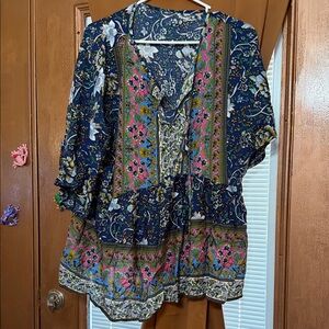 Flirty blouse with short sleeves size xl